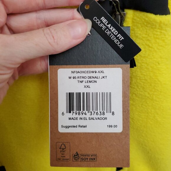 The North Face 95 Retro Denali jacket in Lemon - Picture 4 of 14